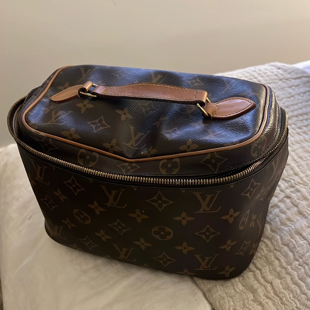 Louis Vuitton Nice BB Toiletry Bag